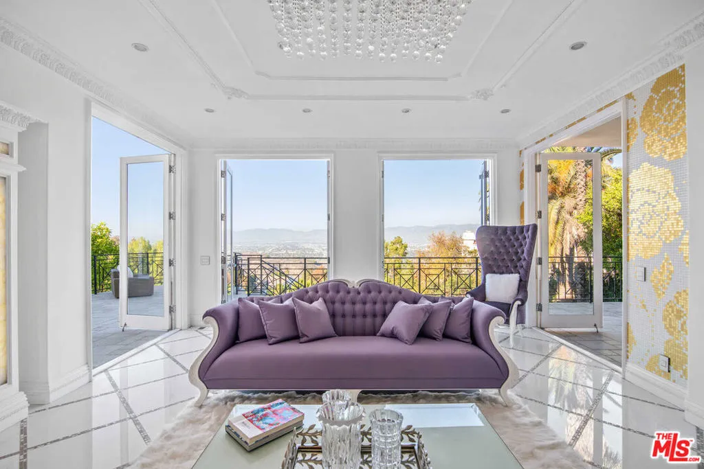 12063 Crest Court, Beverly Hills, California 90210 home-pic-4